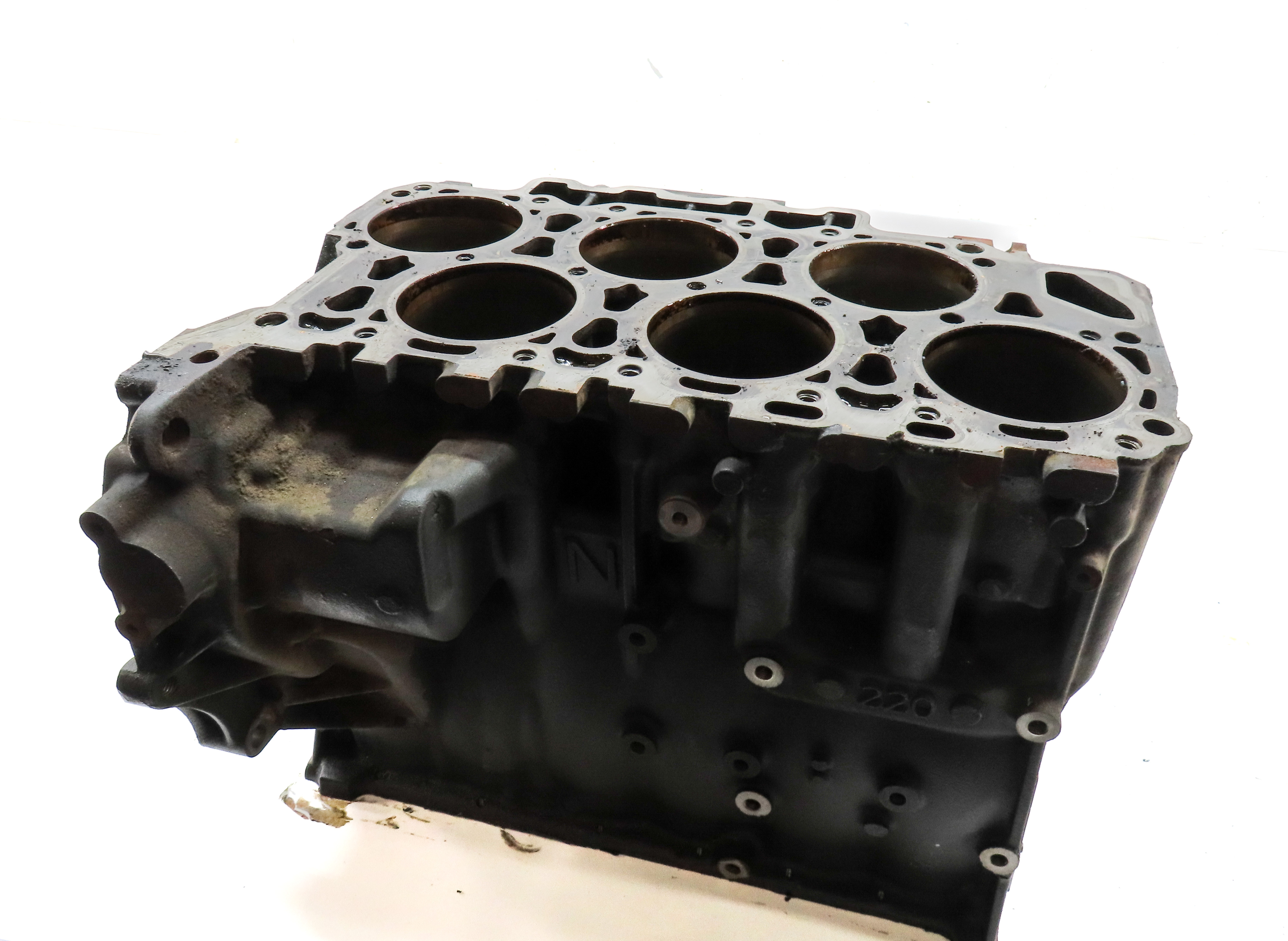 2011-2012 PORSCHE CAYENNE (958) 3.6L M55.02 VR6 ENGINE CYLINDER BLOCK (BARE) — exact item pictured